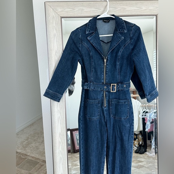BEBE BELTED DENIM JUMPSUIT - Picture 7 of 10